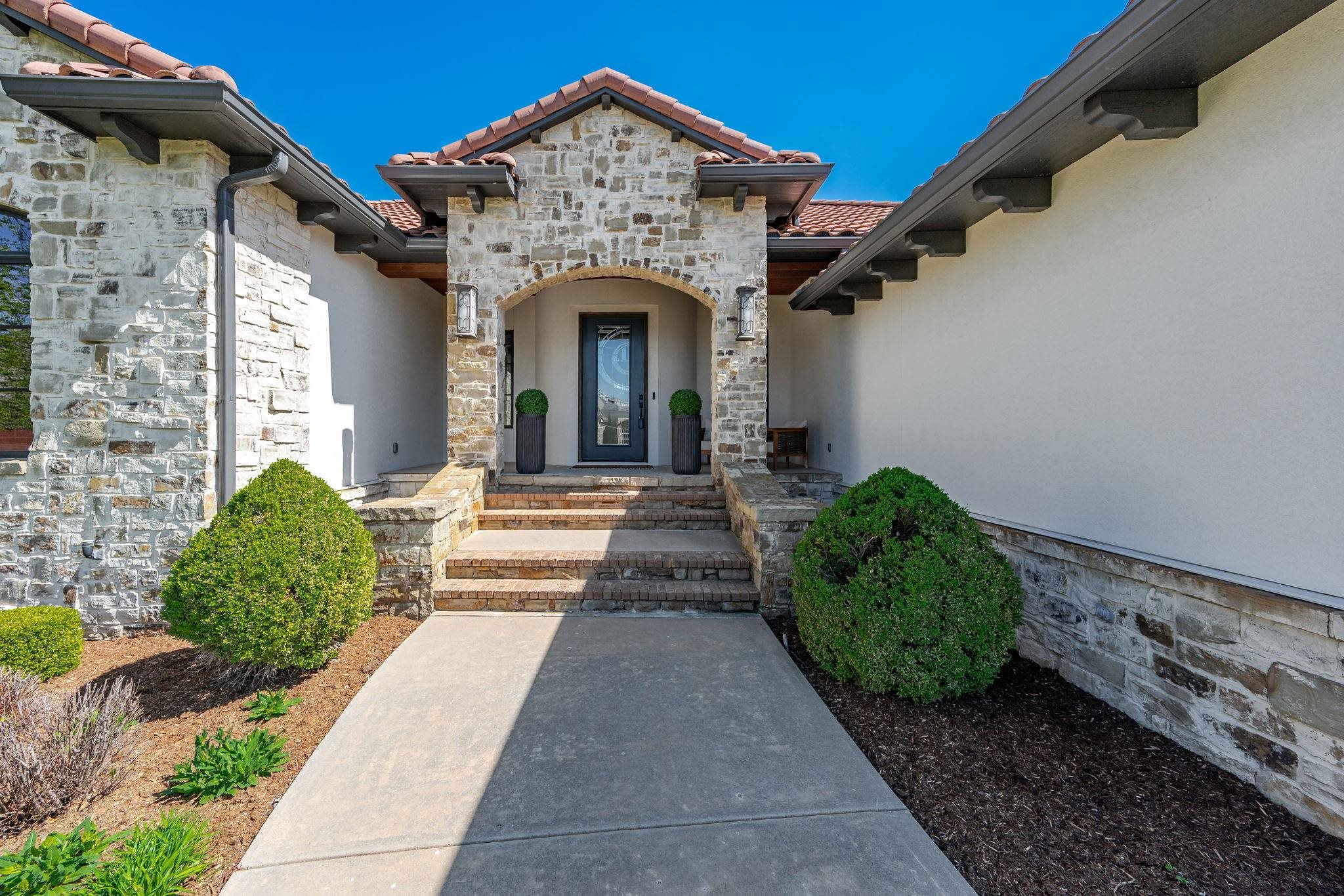 10721 E Crestwood Ct — photo 4