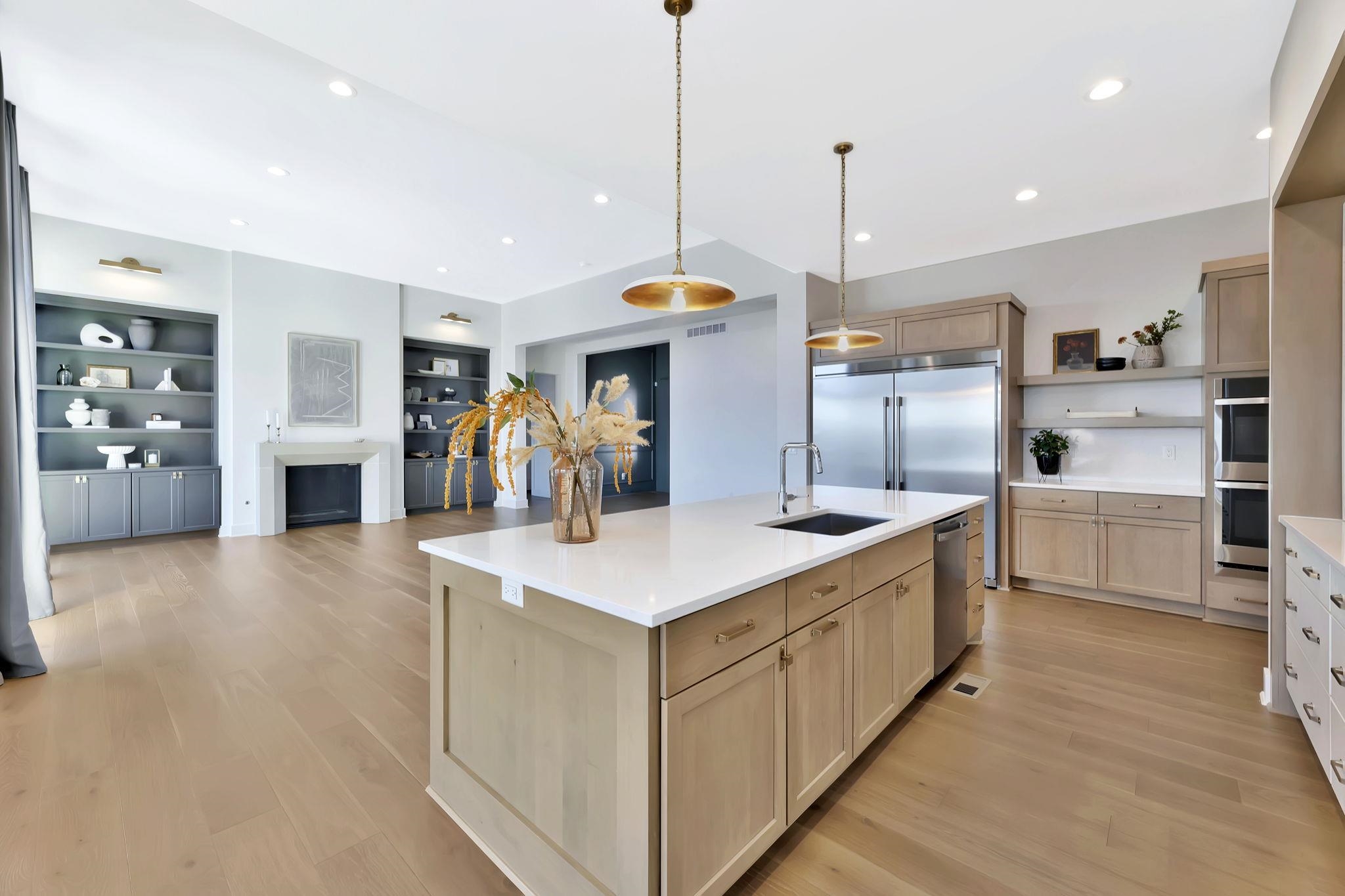 2214 N Emmalyn Cir — photo 3